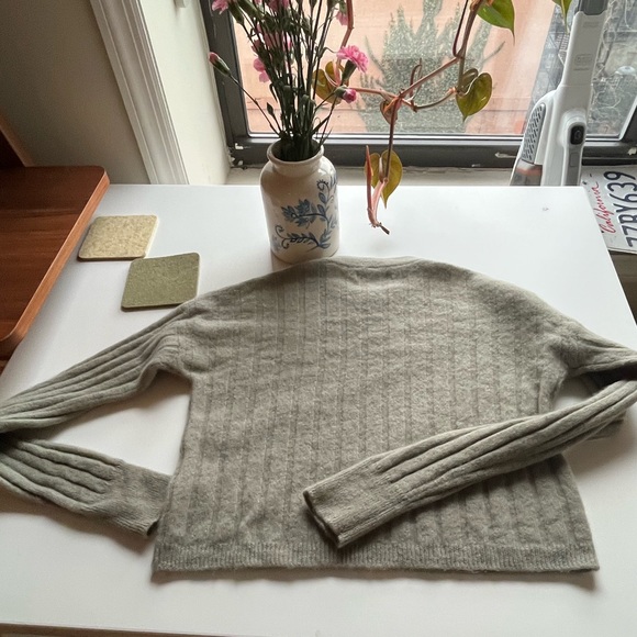 NAADAM Cashmere Ribbed Cropped Sweater - Picture 3 of 3